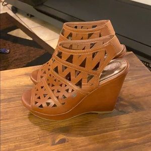 Madden girl brown wedges